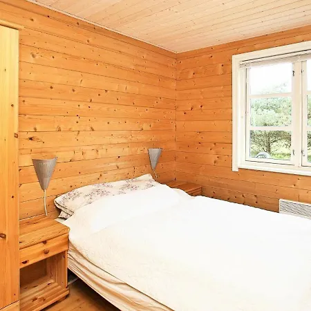 8 Person In Fjerritslev-by Traum *