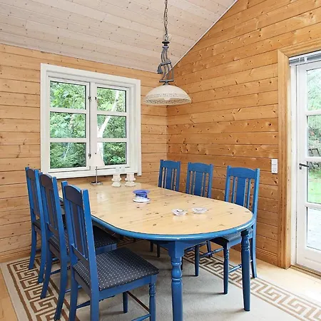 度假居 8 Person In Fjerritslev-by Traum